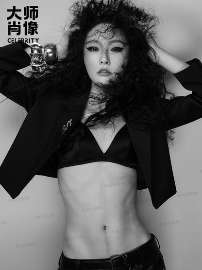 A different self - 2603012